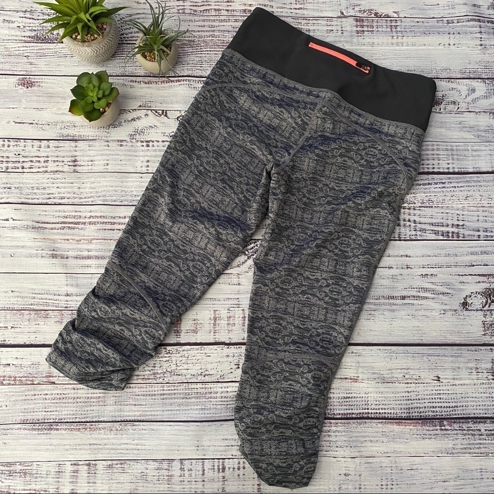Run Tights Yoga Workout Capris - Picture 4 of 8